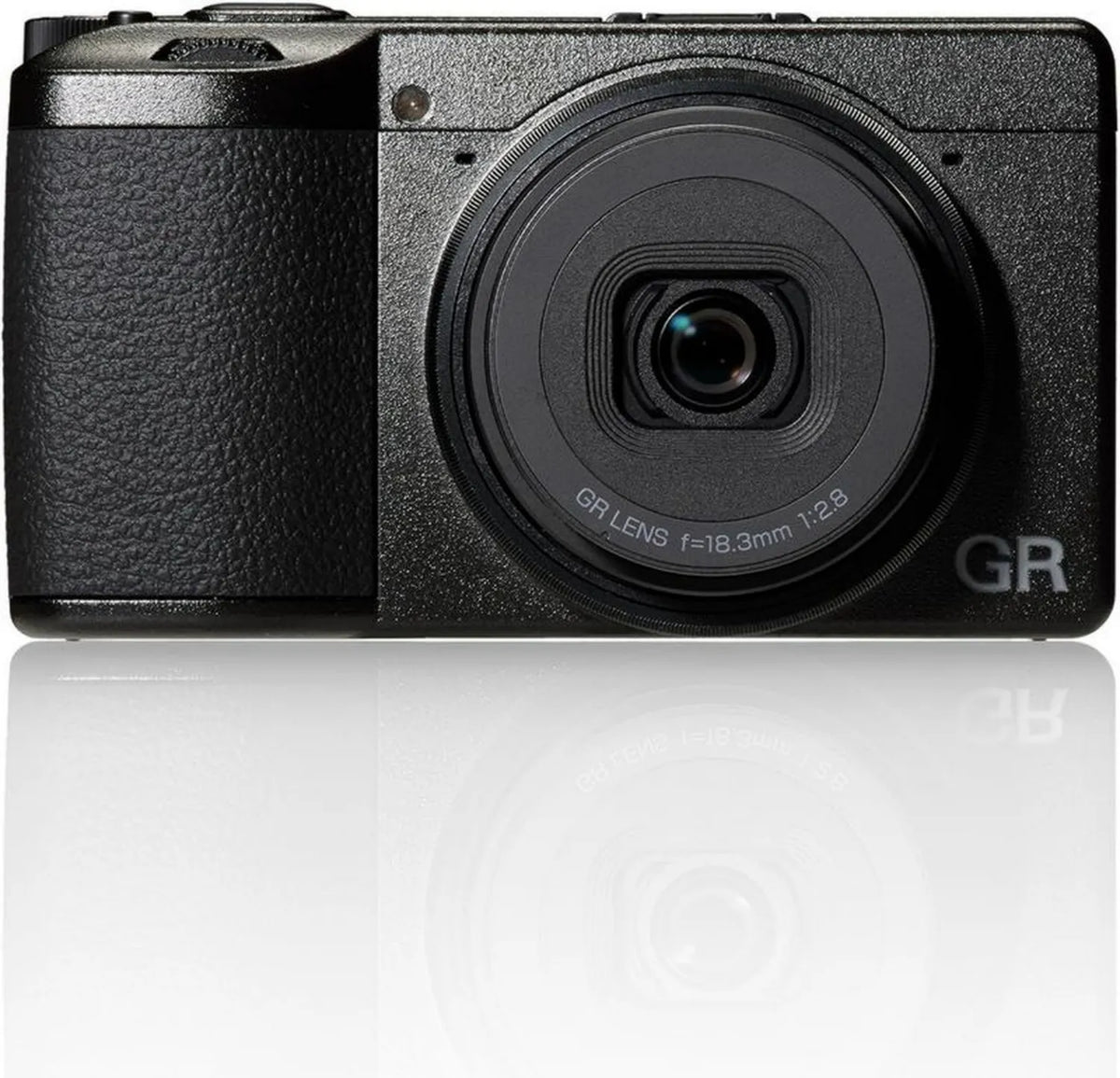 Ricoh GR IV kompaktowy aparat cyfrowy z matrycą APS-C i ISO 204800